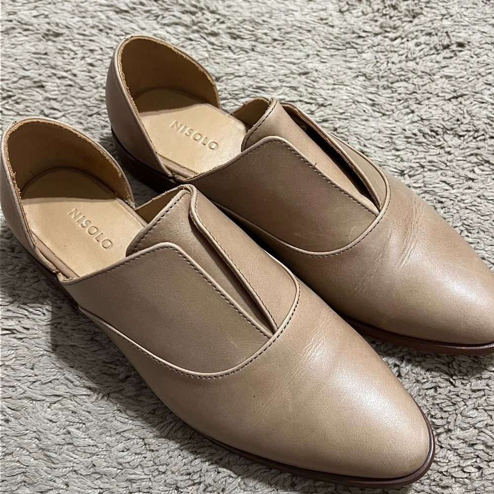 Nisolo Women's Tan Leather Shoes